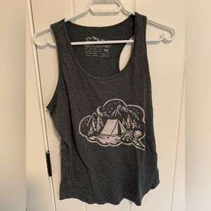 ✨3 for $15✨ Westcoastees tank top
